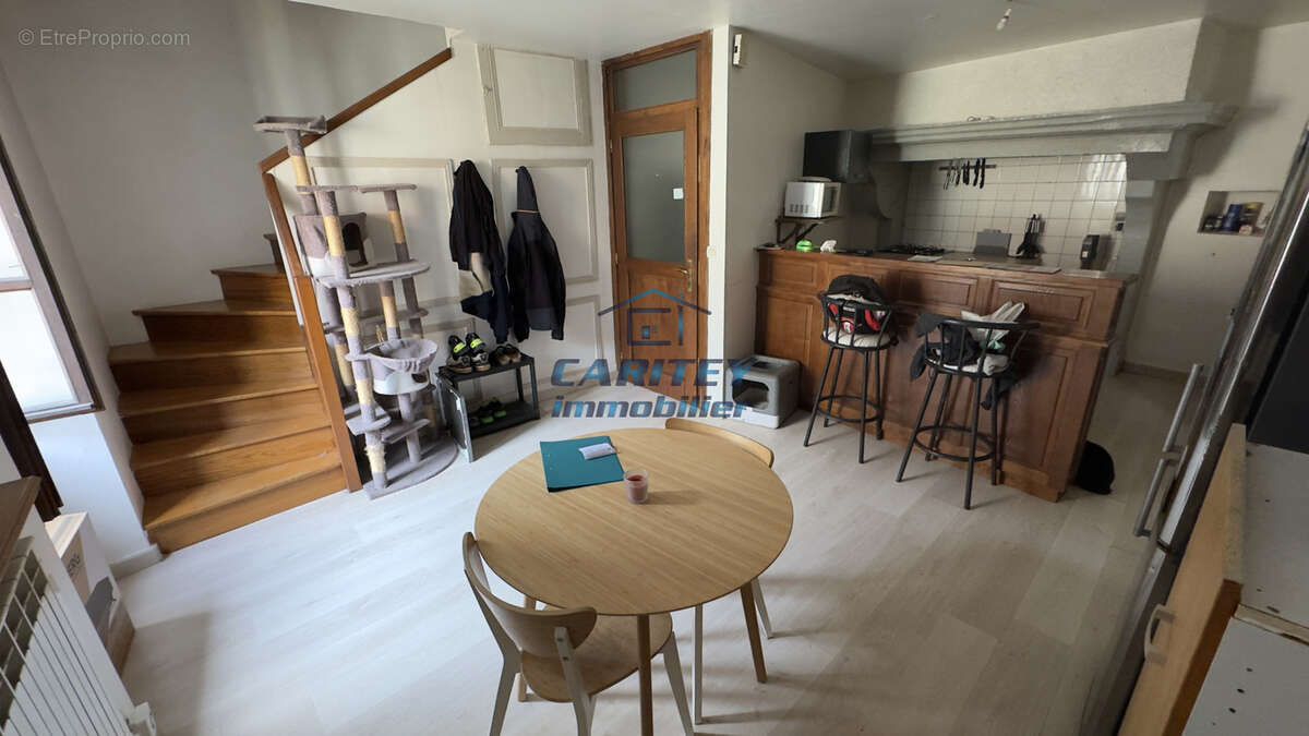 Appartement à ROUGEMONT