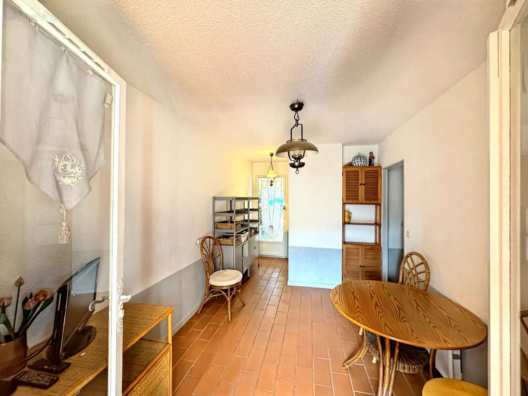 Appartement à LA LONDE-LES-MAURES