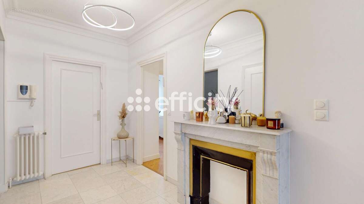 Appartement à LYON-6E