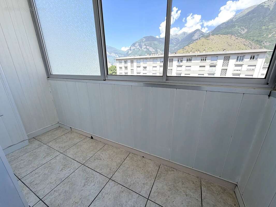 Appartement à SAINT-JEAN-DE-MAURIENNE