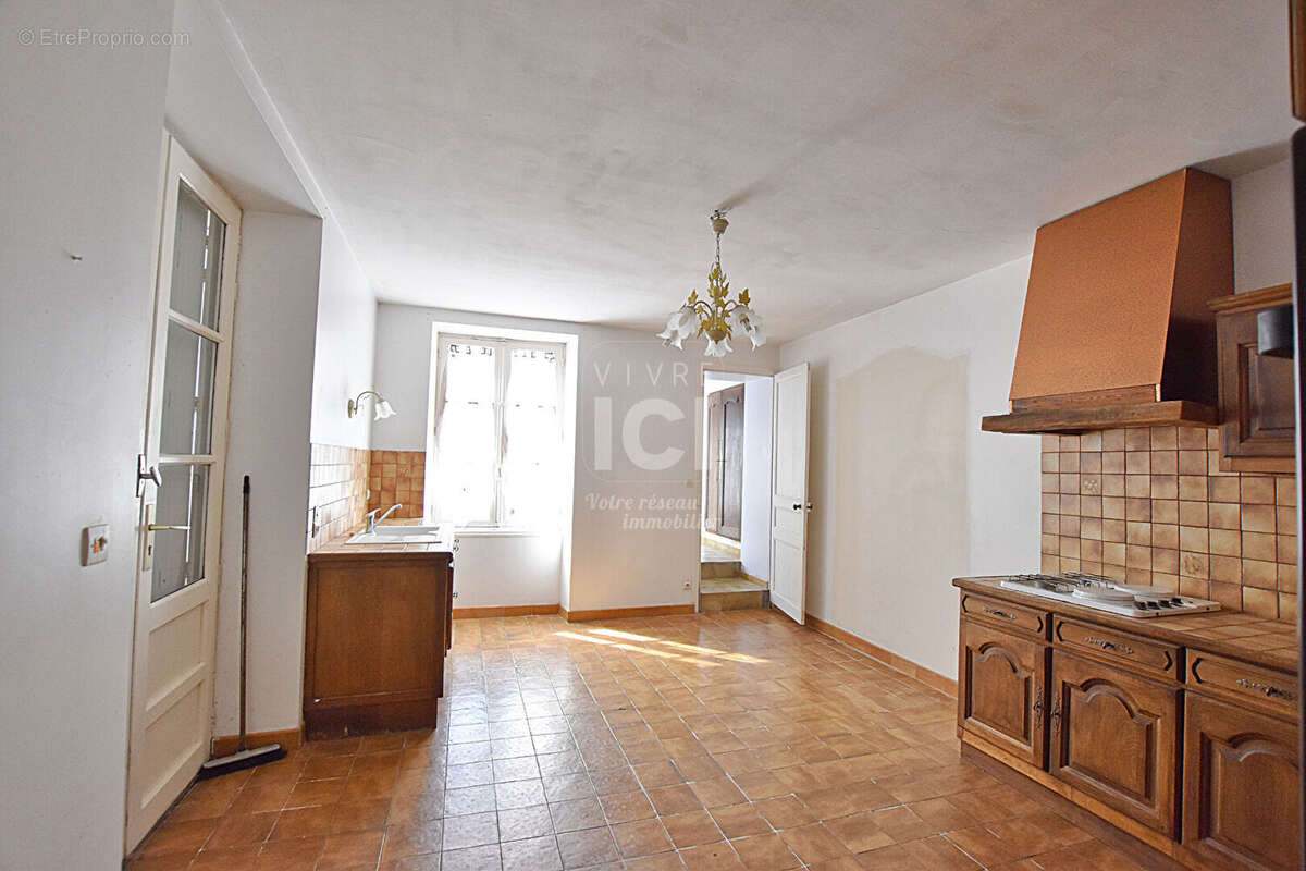 Maison à PAIMBOEUF
