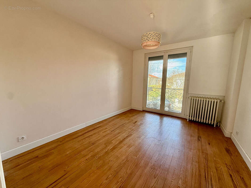 Maison à VILLENEUVE-SUR-LOT