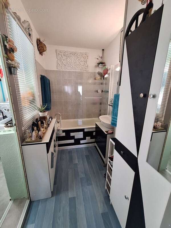 Appartement 1 m² à Cognac  - photo 9