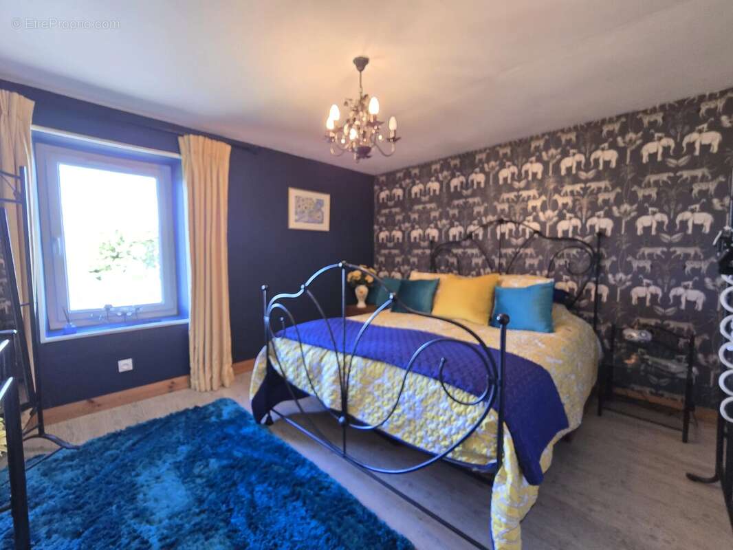 Maison à RAZAC-DE-SAUSSIGNAC