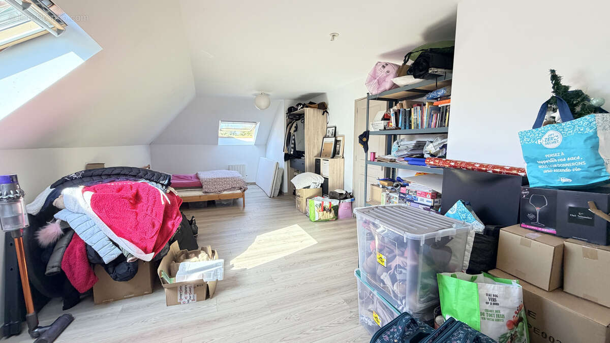 En exclusivité sur la commune de  THUN-SAINT-MARTIN Semi plain pied  individuel - photo 13