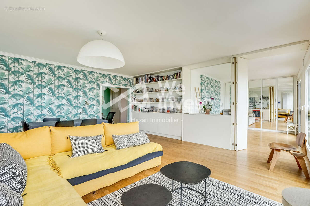 Appartement 98 m² à Paris-15e  - photo 5