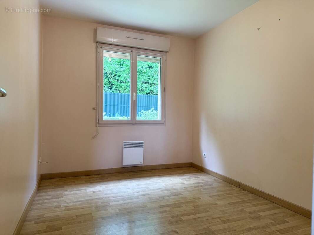 Chambre 3 - Maison à CONNERRE