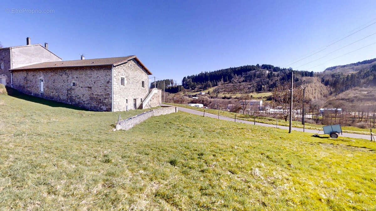 Maison à DUNIERES