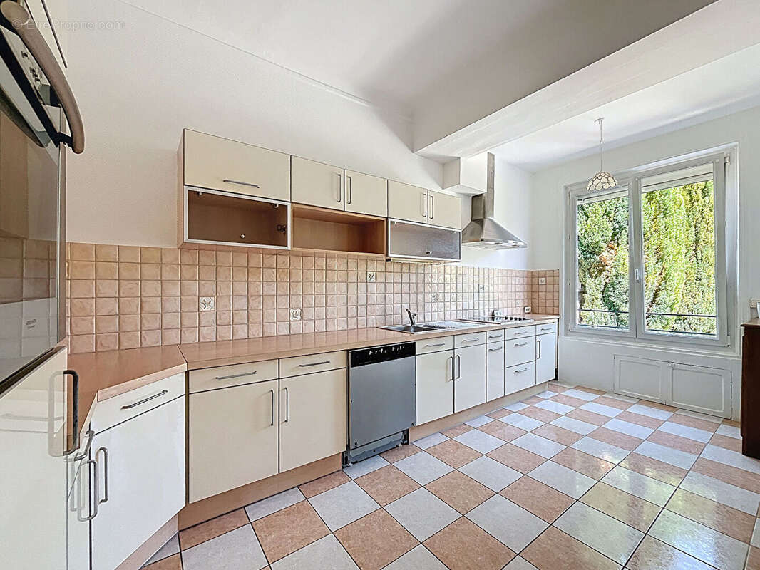 Maison à CHARLEVILLE-MEZIERES