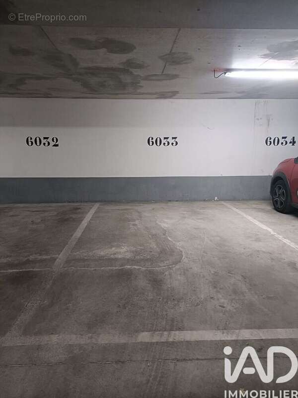 Photo 3 - Parking à CORMEILLES-EN-PARISIS