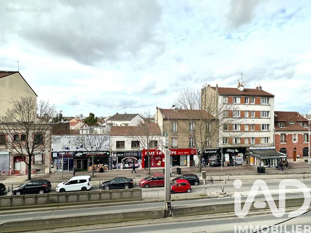 Photo 8 - Appartement à LA COURNEUVE