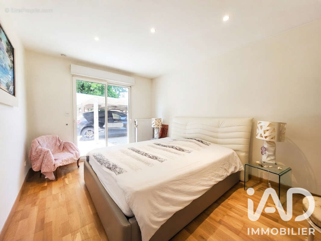 Maison 218 m² à Marlemont  - photo 7