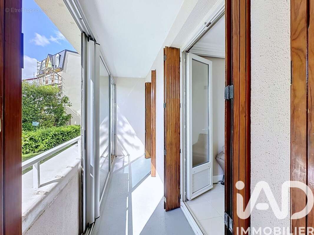 Photo 9 - Appartement à SURESNES
