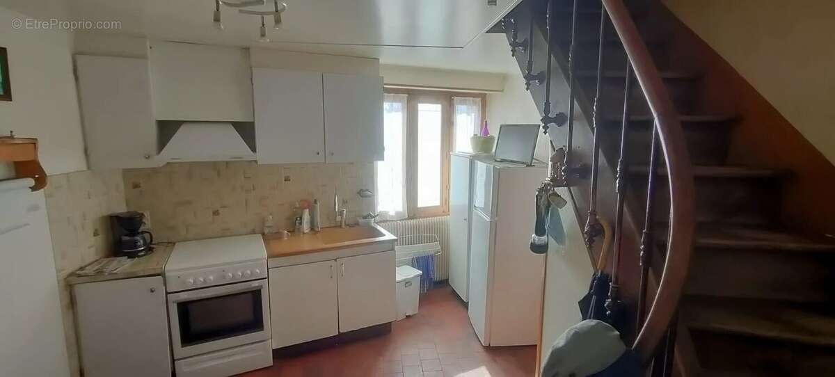 Maison à SAINT-BONNET-DE-JOUX