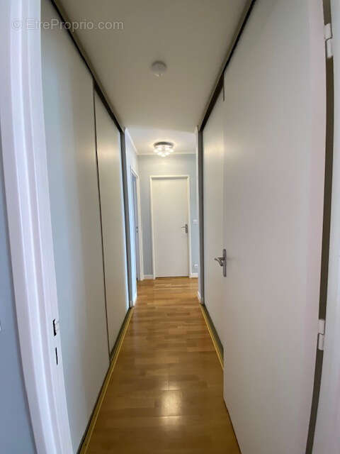 Appartement 81 m² à Groslay  - photo 9