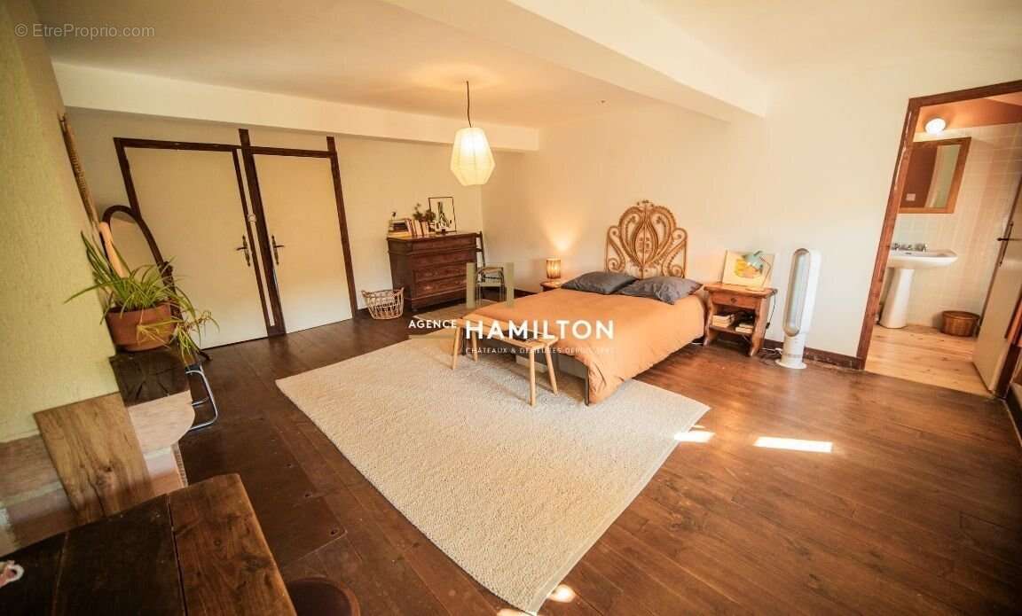 Maison à CORDES-SUR-CIEL