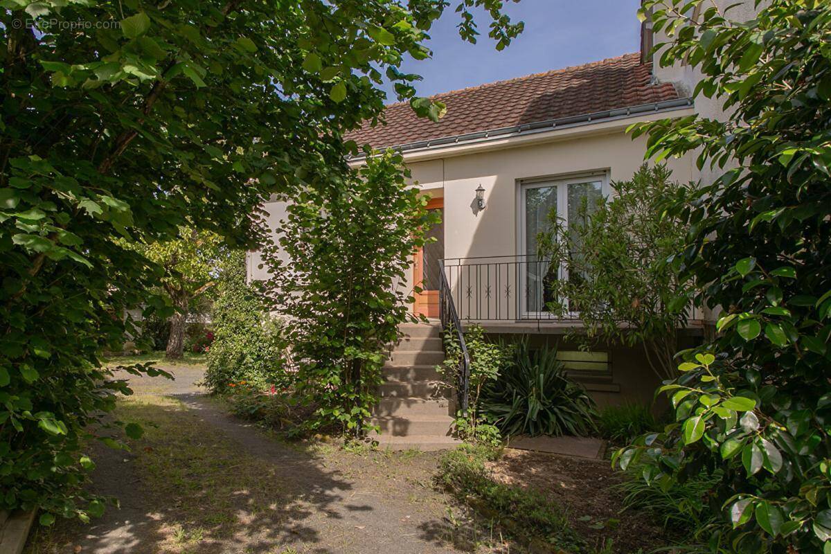 Maison à GORGES