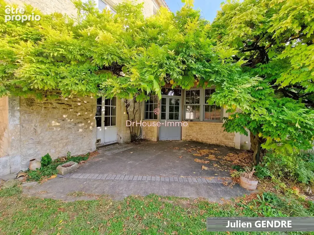 Maison 14 pièces 337 m² à vendre à Brioux-Sur-Boutonne (79170) - photo 22