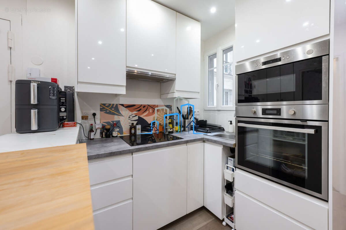 Appartement à PARIS-11E