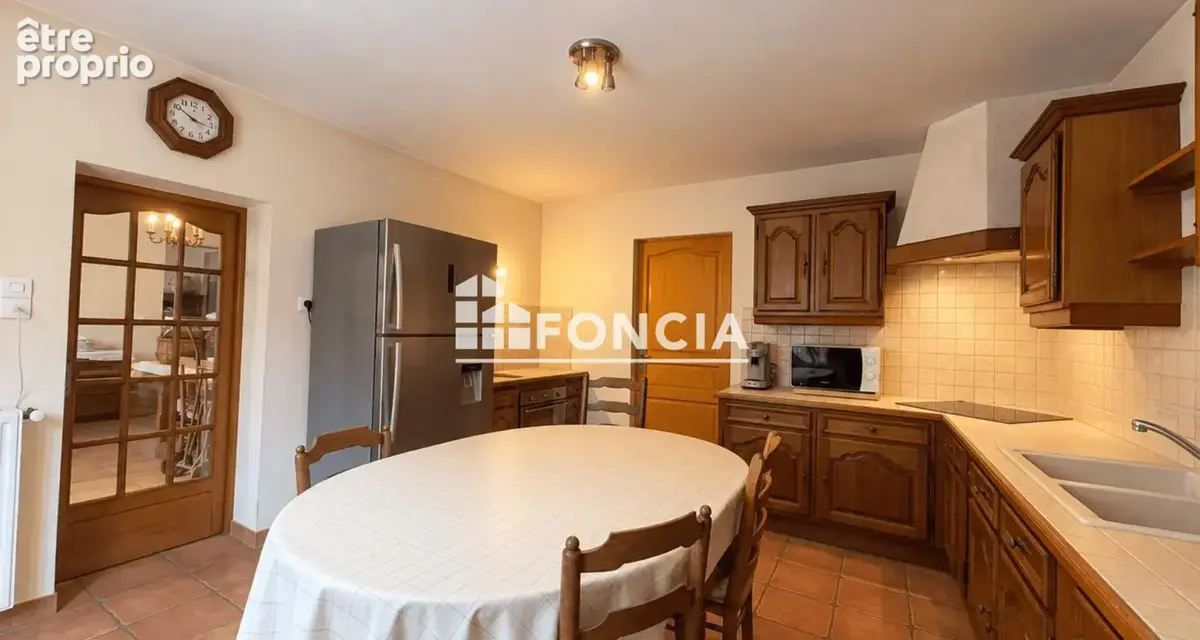  EXCLUSIVITÉ FONCIA – Sainte-Marguerite-de-Viette : maison familiale 4 chambres avec vie de plain-pied, beaux volumes, jardin, d - photo 2
