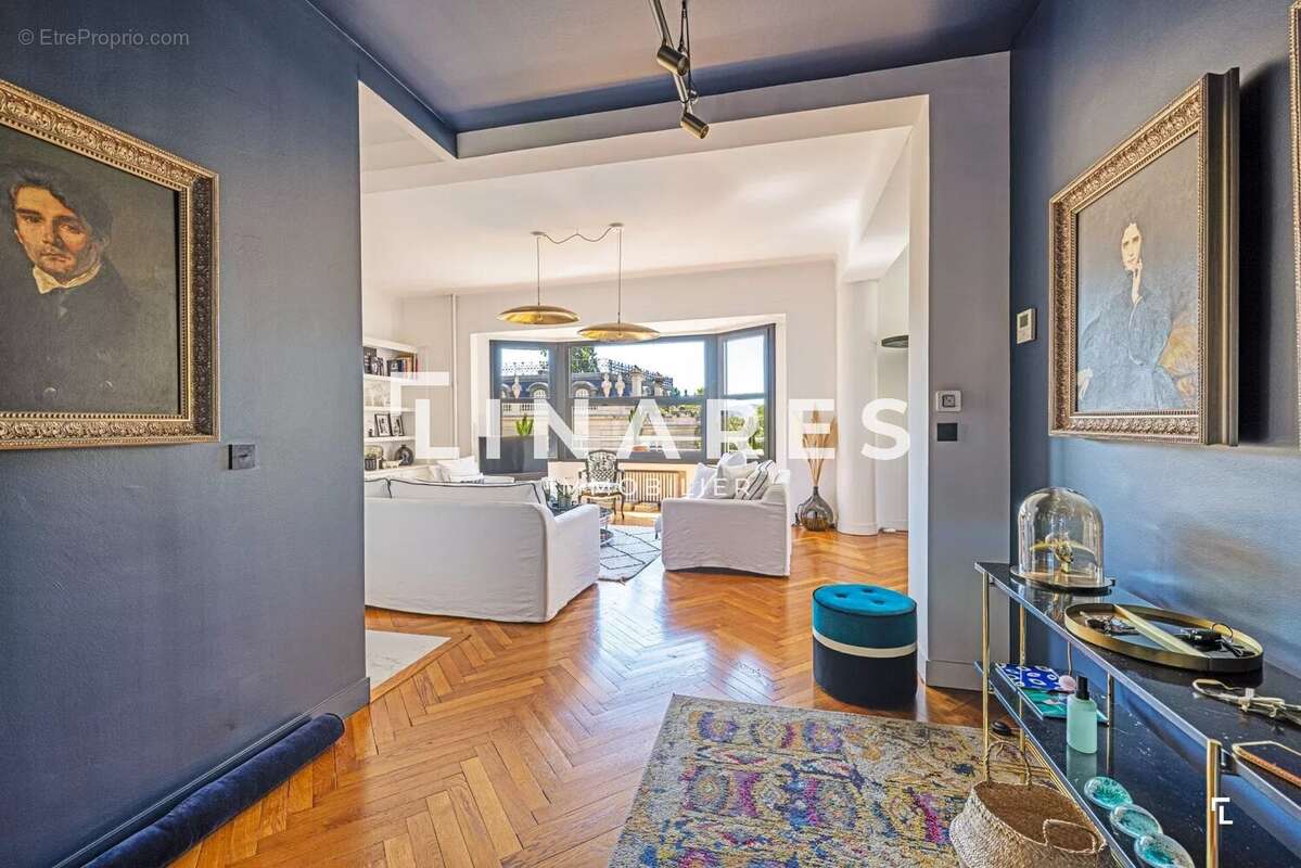 Appartement à MARSEILLE-8E