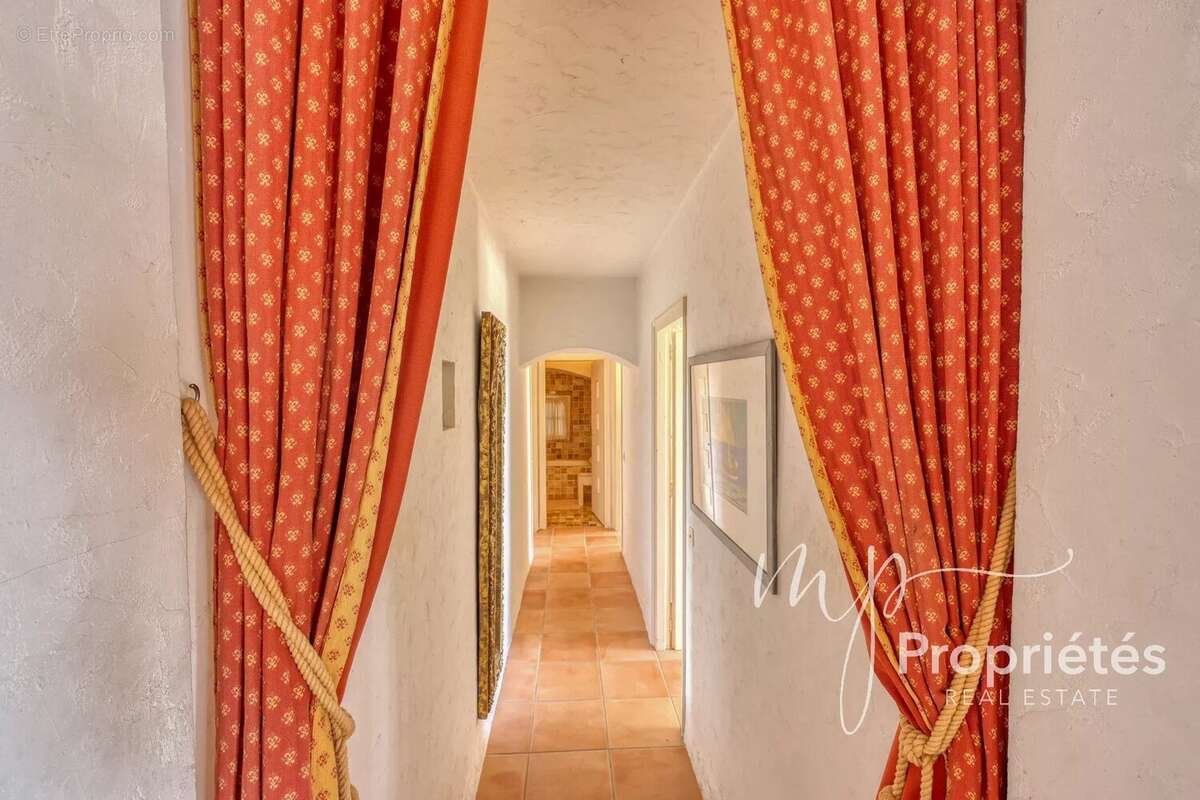 Maison à LE LAVANDOU