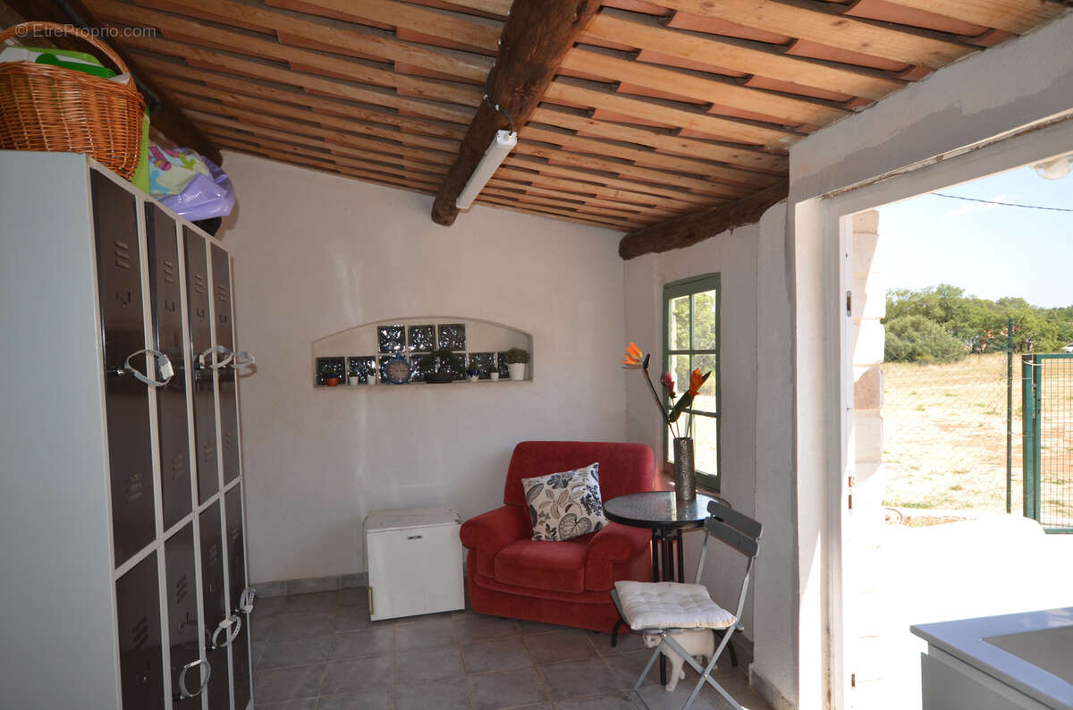 Maison à AUPS