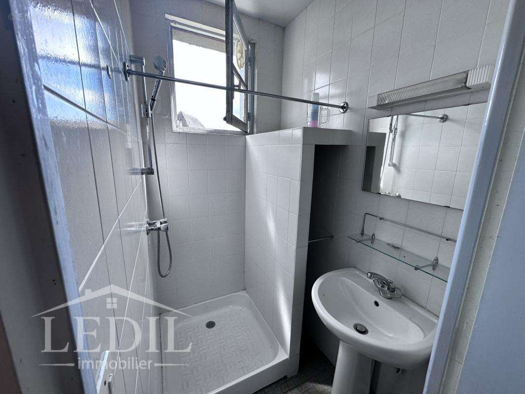 Maison à SAINT-SYLVAIN