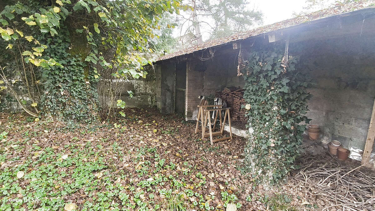 Maison à MAGNAC-BOURG
