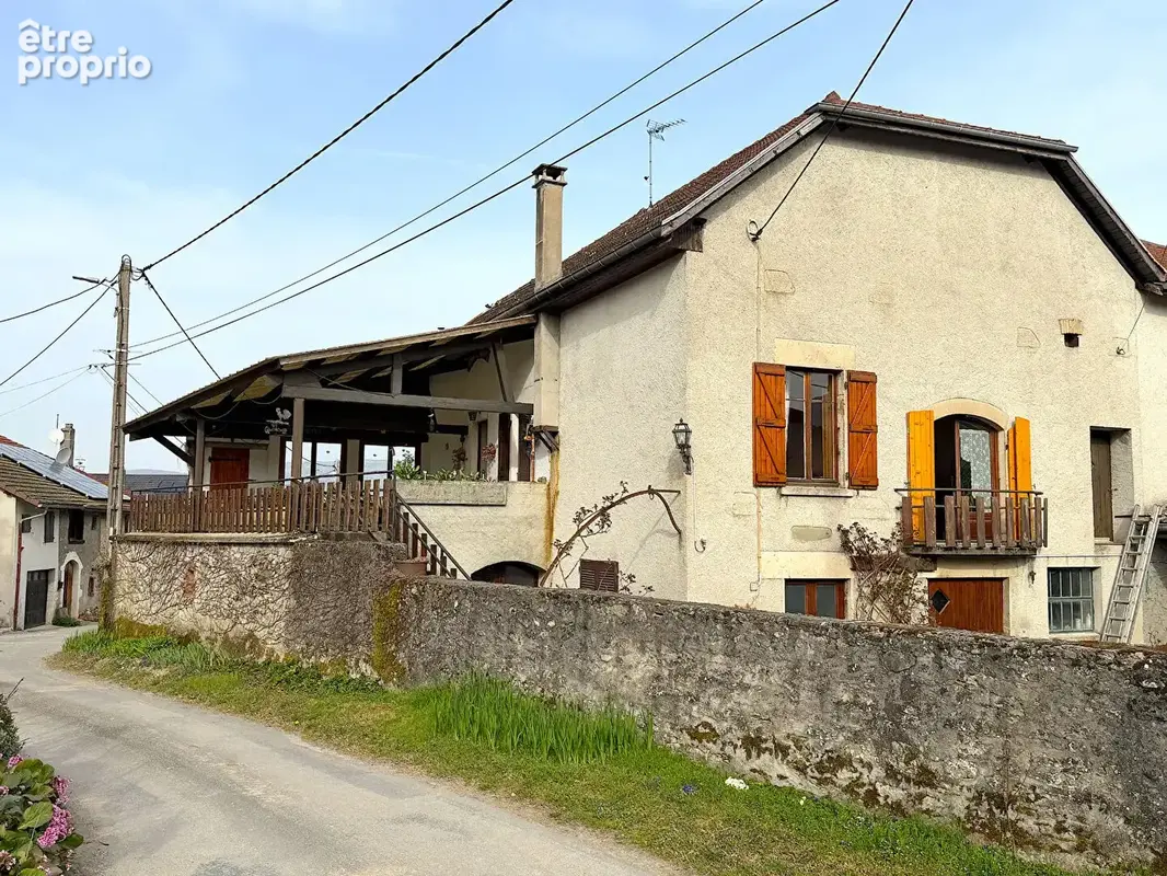 Maison à SEYSSEL