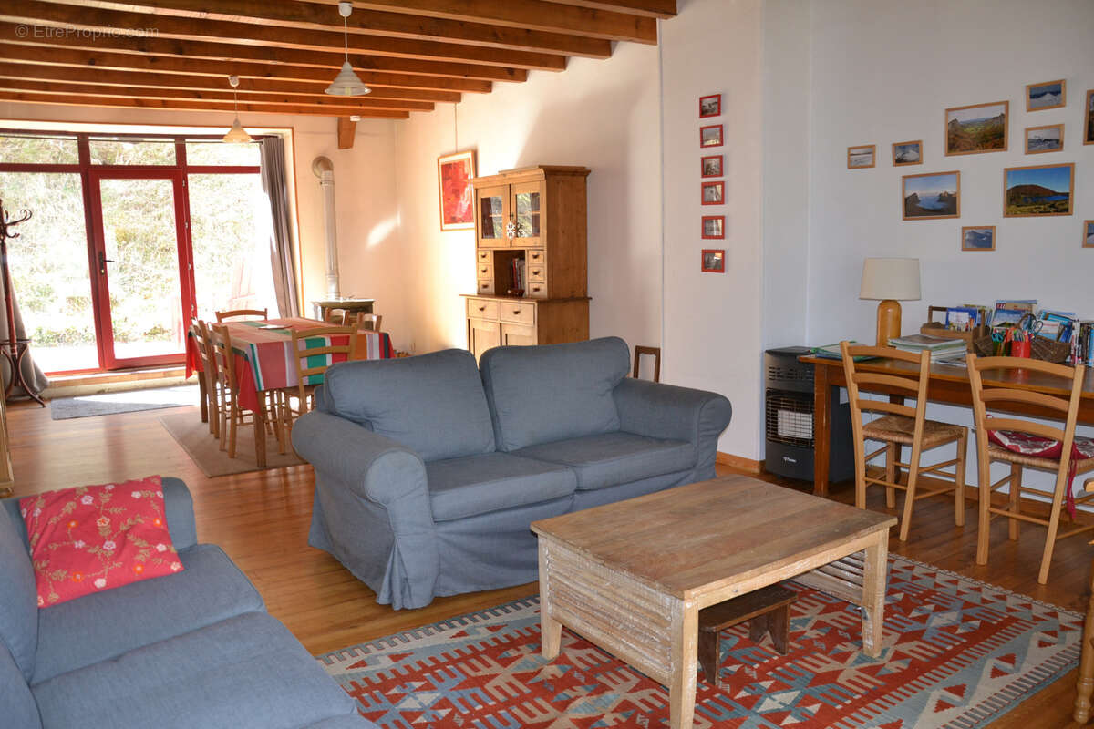 Belle maison composée de 2 gîtes dans un magnifique environnement proche Sancy - photo 8