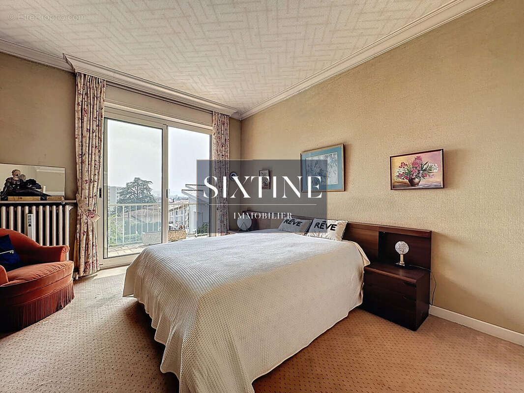 Maison à LE PEAGE-DE-ROUSSILLON