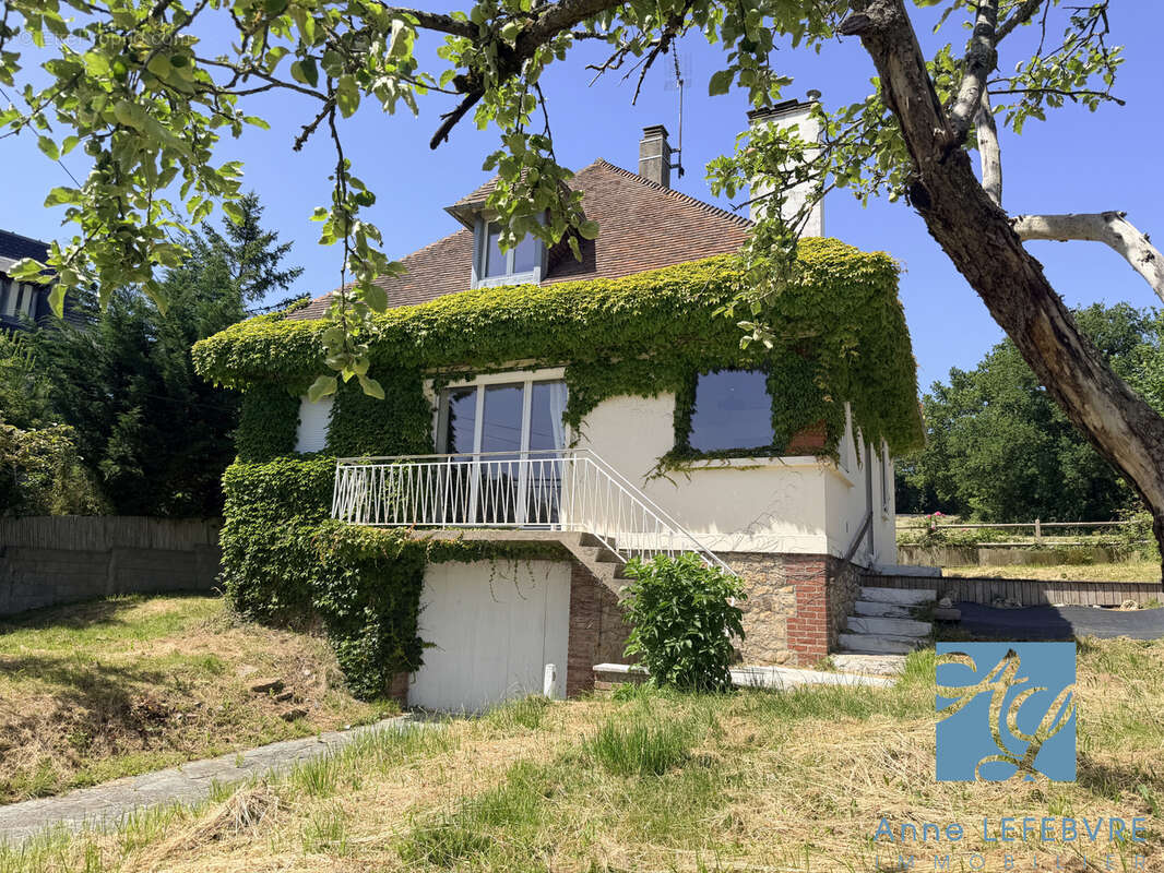 Maison de 5 pièces avec jardin et sous-sol - photo 9