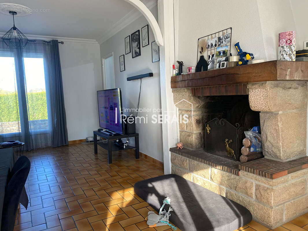 Maison à CONDE-SUR-SARTHE