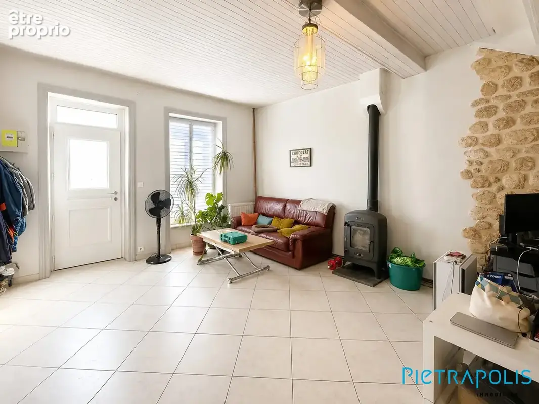 Maison 6 pièces 180 m² à vendre à Villecheneve (69770) - photo 2