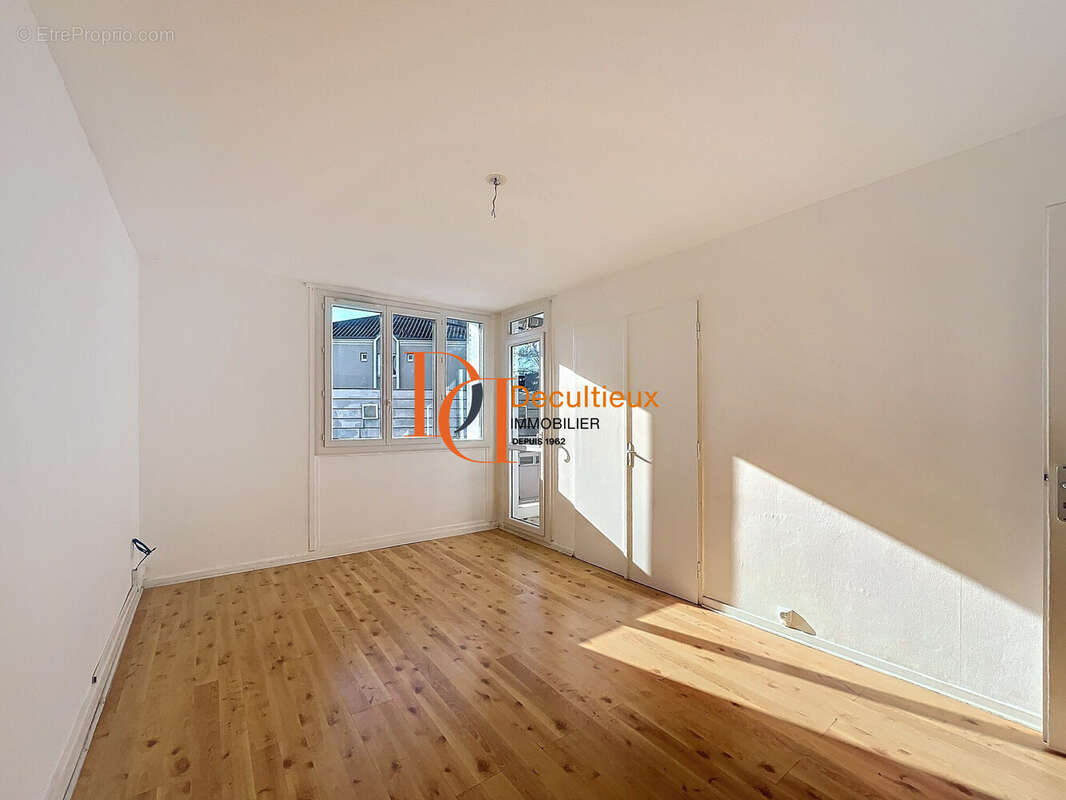 Appartement à LYON-5E
