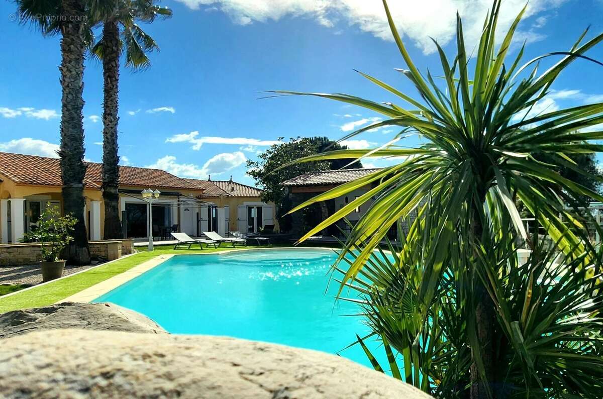 Maison à CAZEVIEILLE