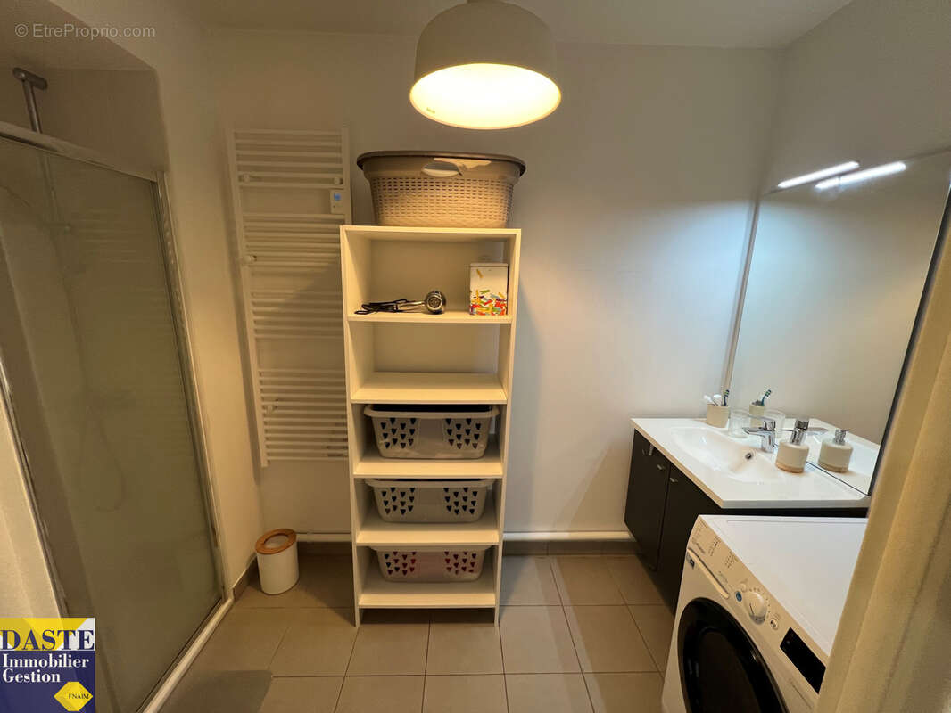 Appartement à SAINT-THIBAULT-DES-VIGNES