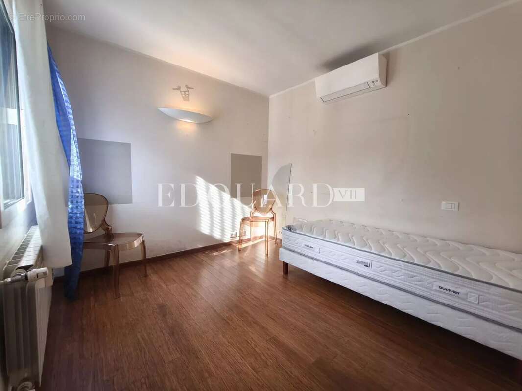 Maison à ROQUEBRUNE-CAP-MARTIN