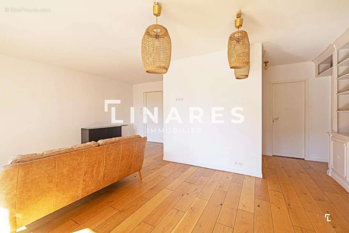 Appartement à MARSEILLE-6E