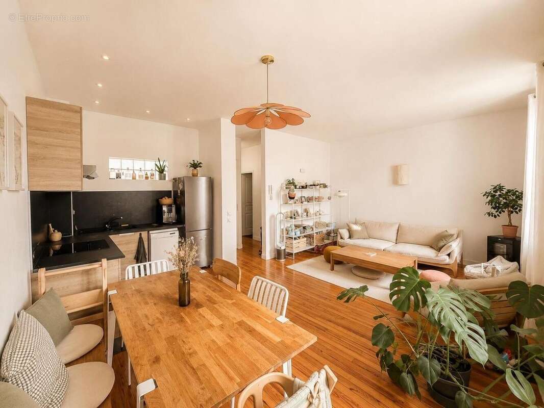 Photo 2 - Appartement à BORDEAUX