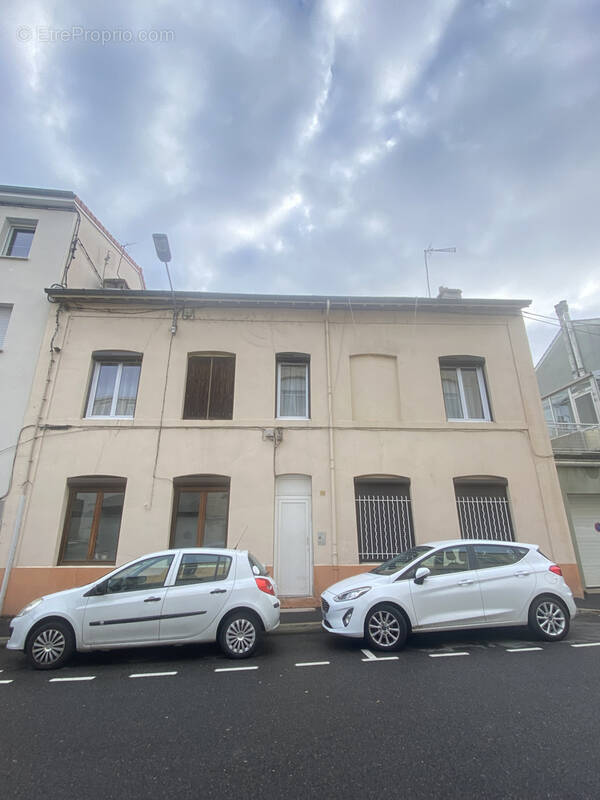 Appartement à SAINT-ETIENNE