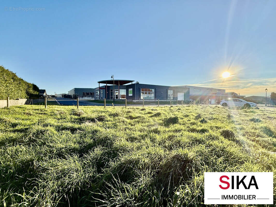 Terrain à SAINT-JEAN-KOURTZERODE