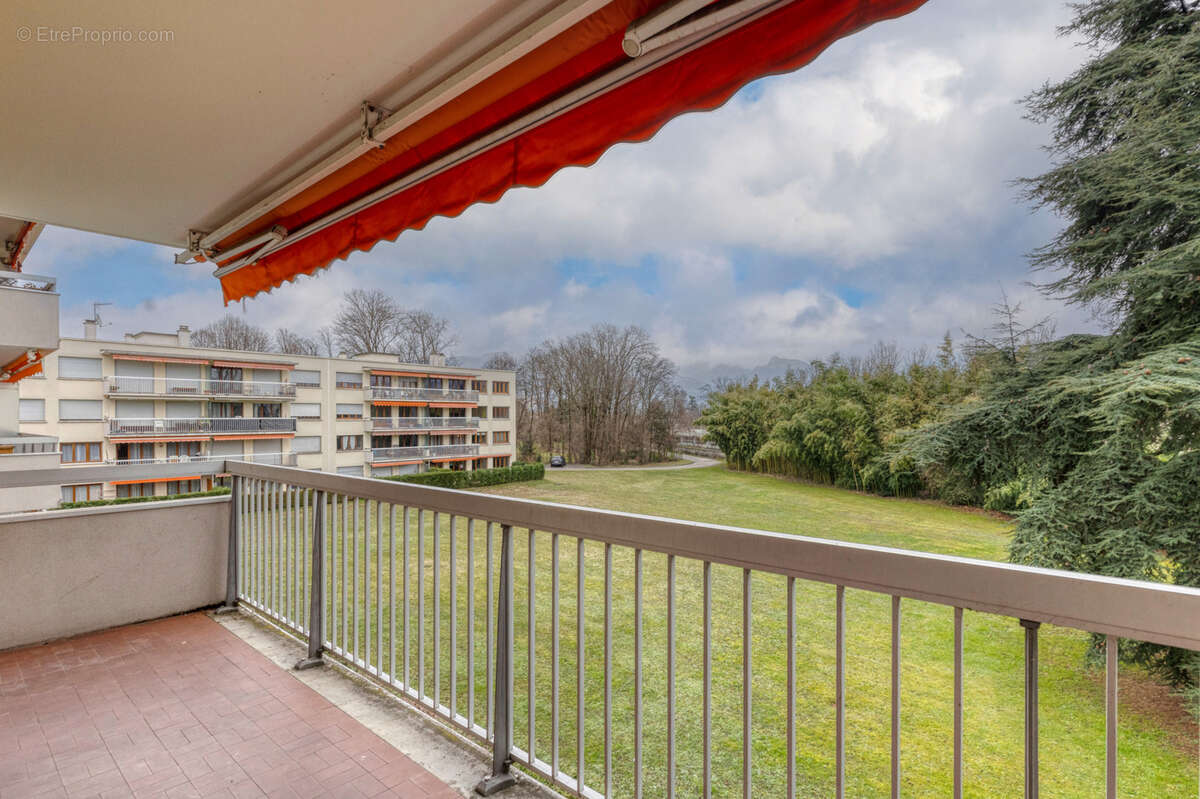 Appartement à MOIRANS