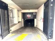 Parking à PARIS-17E