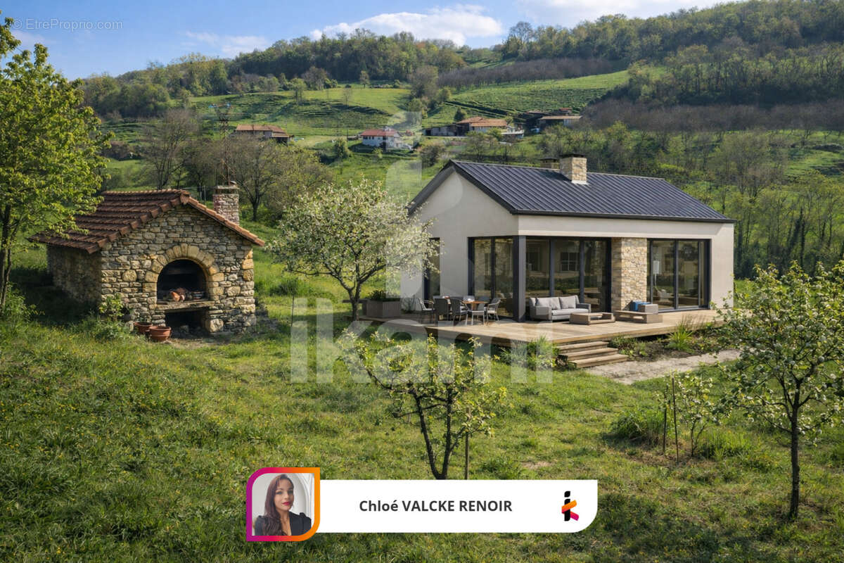 Terrain à CHEVRIERES