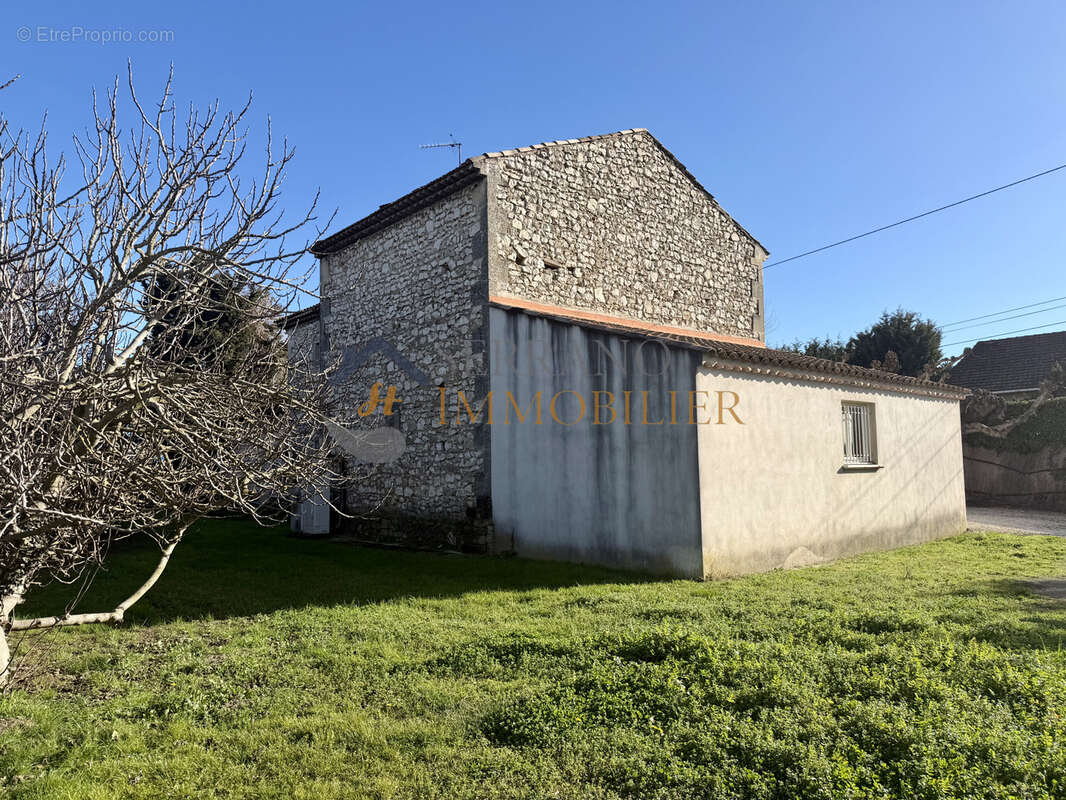 Maison à CHATEAURENARD