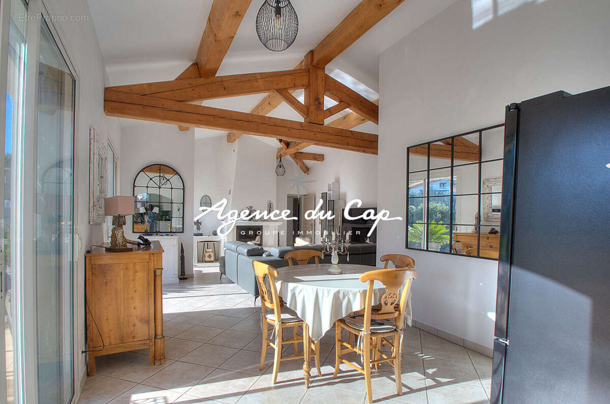 Maison à FREJUS
