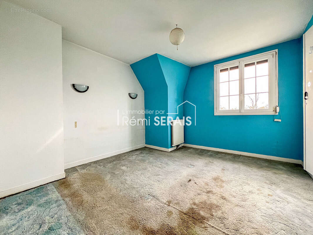 Maison à CONDE-SUR-NOIREAU