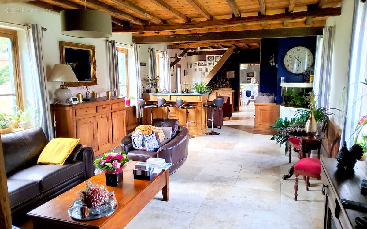 Maison à HANGEST-EN-SANTERRE